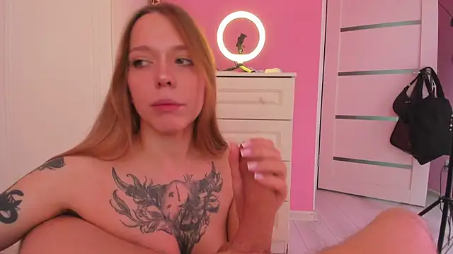 Snapshot of keyli_ink chatting on February 27, 6:24 am keyli ink online show from February 27, 6:24 am