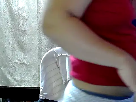 Snapshot of hotcastlexxx chatting on May 28, 10:37 pm hotcastlexxx online show from May 28, 10:37 pm