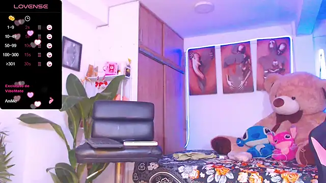 Hotgiirl 1 online show from November 3, 7:06 pm