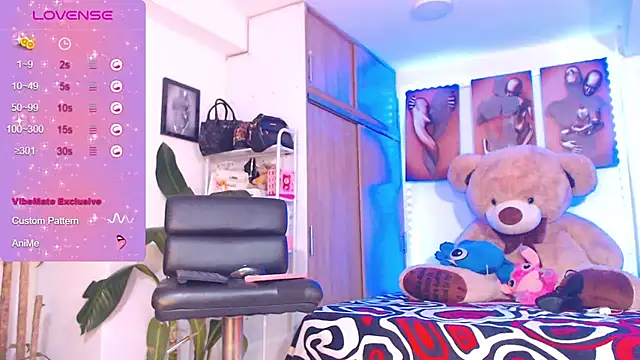 Hotgiirl 1 online show from February 10, 9:36 pm