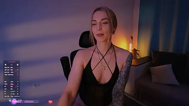 AskAlexa online show from November 7, 10:35 pm