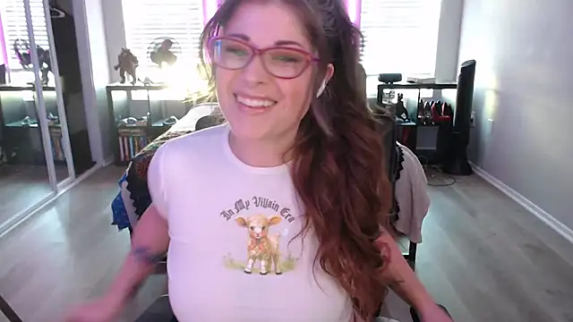 Snapshot of TheLenaAdams chatting on January 13, 7:31 pm TheLenaAdams online show from January 13, 7:31 pm