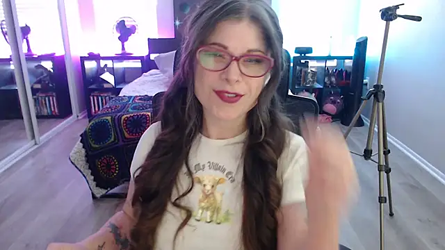 Snapshot of TheLenaAdams chatting on December 8, 4:39 pm TheLenaAdams online show from December 8, 4:39 pm