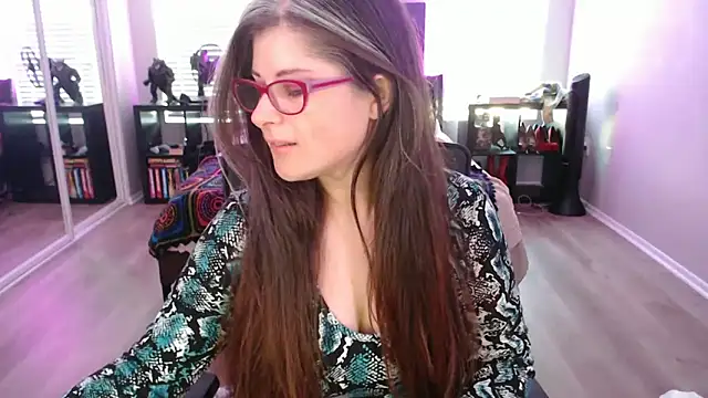 Snapshot of TheLenaAdams chatting on January 12, 5:01 pm TheLenaAdams online show from January 12, 5:01 pm