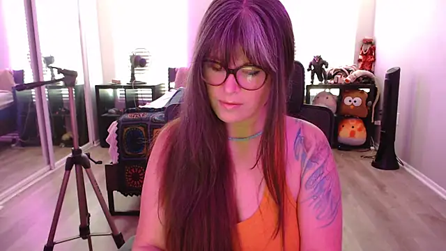 Snapshot of TheLenaAdams chatting on September 9, 3:54 pm TheLenaAdams online show from September 9, 3:54 pm