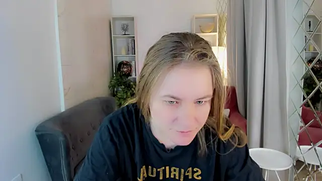 JadeSoft online show from November 1, 1:38 pm