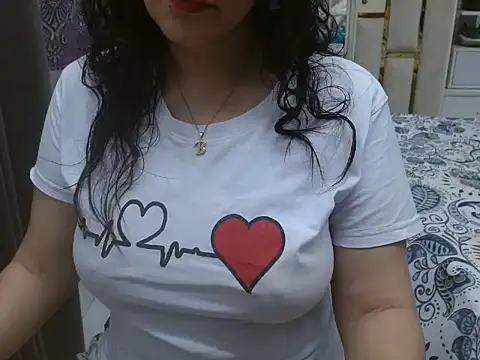 Lovelywife786 online show from June 21, 10:54 am