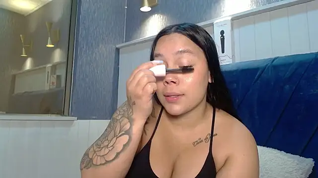 EmilyQueen3x online show from November 30, 1:34 pm