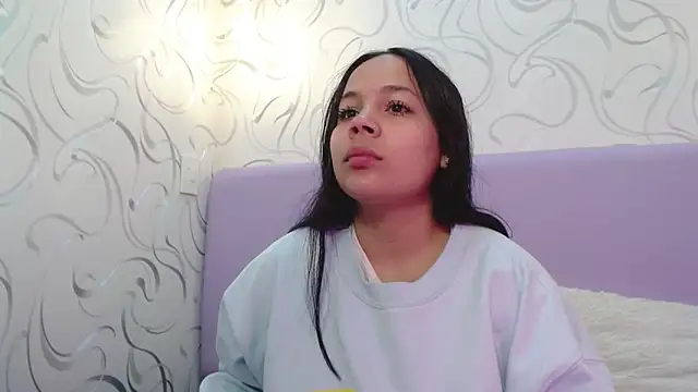 EmilyQueen3x online show from October 21, 1:21 pm