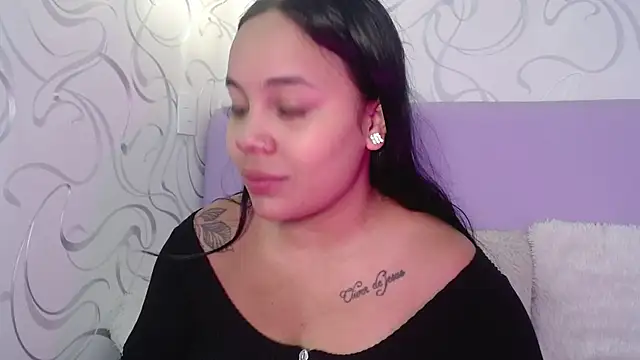 EmilyQueen3x online show from November 5, 2:31 pm