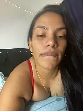 ArielleMillerr online show from October 4, 5:25 pm