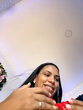 ArielleMillerr online show from September 30, 5:52 pm