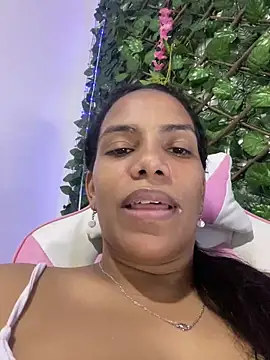 ArielleMillerr online show from February 18, 5:31 pm