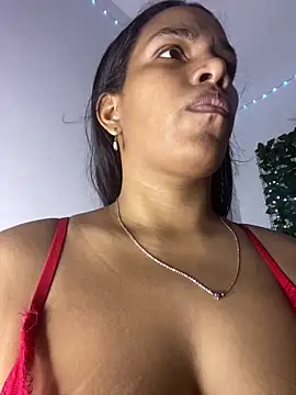 ArielleMillerr online show from March 8, 5:22 pm