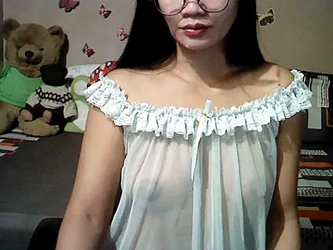 Snapshot of Mia_Rein chatting on February 2, 1:59 am Mia Rein online show from February 2, 1:59 am