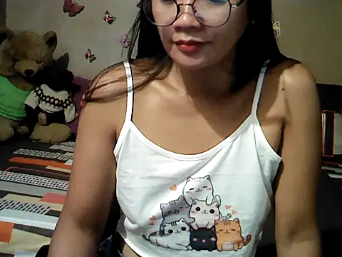 Mia Rein online show from March 29, 3:52 am