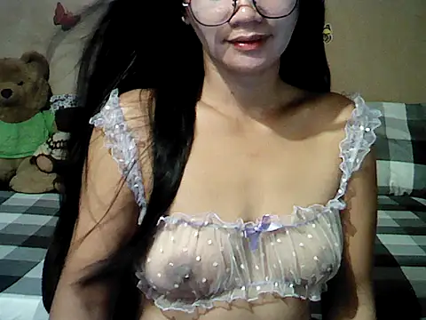 Mia Rein online show from May 24, 10:37 am