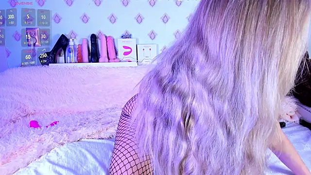 Briana Lovs online show from February 11, 2:11 am