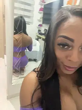 Snapshot of Amber_Parker chatting on March 12, 5:57 am Amber Parker online show from March 12, 5:57 am