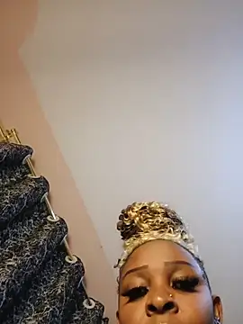 Cristy Lin online show from November 2, 3:17 pm