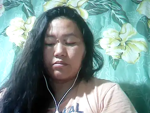 Snapshot of Sexyhorney4u chatting on February 14, 4:09 pm Sexyhorney4u online show from February 14, 4:09 pm