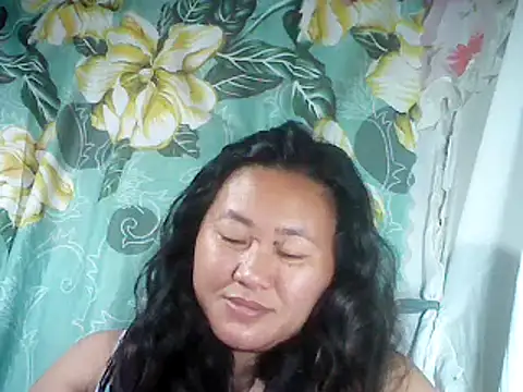 Snapshot of Sexyhorney4u chatting on March 21, 5:02 pm Sexyhorney4u online show from March 21, 5:02 pm