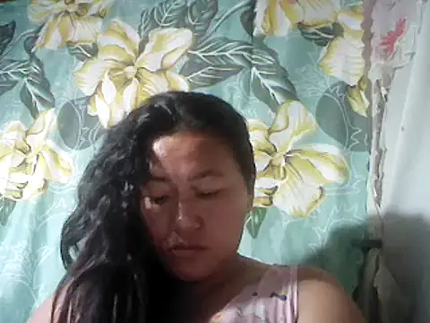 Snapshot of Sexyhorney4u chatting on March 1, 9:37 pm Sexyhorney4u online show from March 1, 9:37 pm