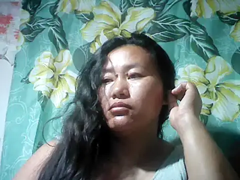 Snapshot of Sexyhorney4u chatting on February 9, 6:05 pm Sexyhorney4u online show from February 9, 6:05 pm