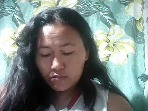 Snapshot of Sexyhorney4u chatting on February 7, 12:20 am Sexyhorney4u online show from February 7, 12:20 am