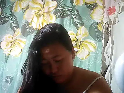 Snapshot of Sexyhorney4u chatting on October 18, 8:44 pm Sexyhorney4u online show from October 18, 8:44 pm