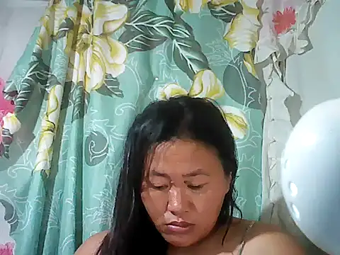 Sexyhorney4u online show from October 31, 4:14 pm