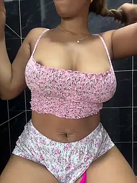 Snapshot of belaa_1 chatting on March 9, 10:19 pm belaa 1 online show from March 9, 10:19 pm