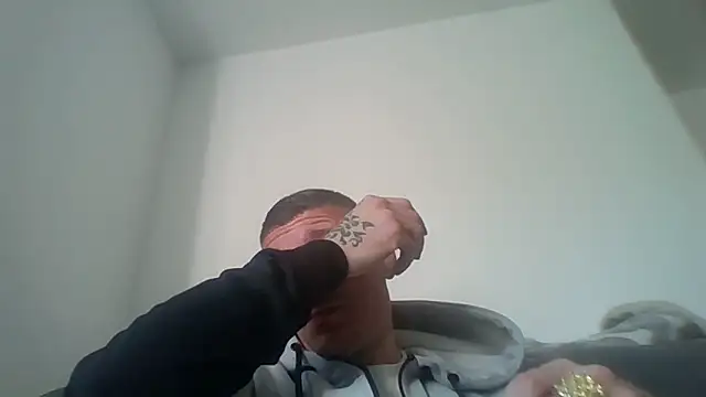 Snapshot of iamsex6969 chatting on November 8, 12:52 pm iamsex6969 online show from November 8, 12:52 pm