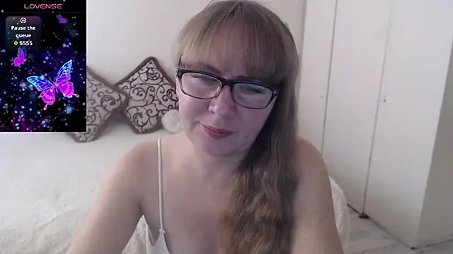 MargotLot online show from November 29, 7:19 am