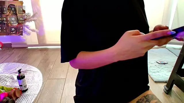 Snapshot of Pleasure_Vibes23 chatting on November 21, 1:54 pm Pleasure Vibes23 online show from November 21, 1:54 pm