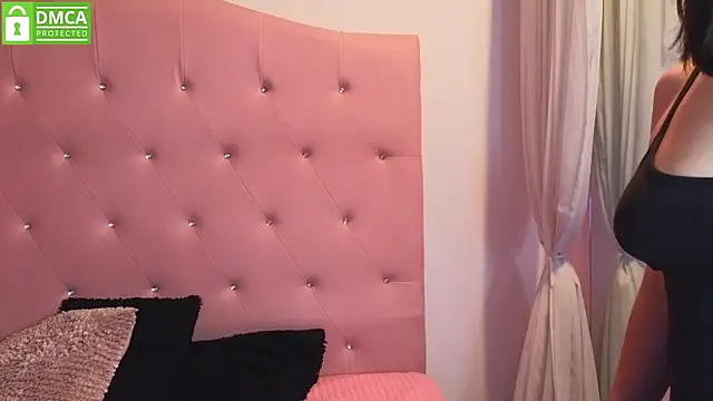 Ivy Gail online show from April 2, 6:42 am