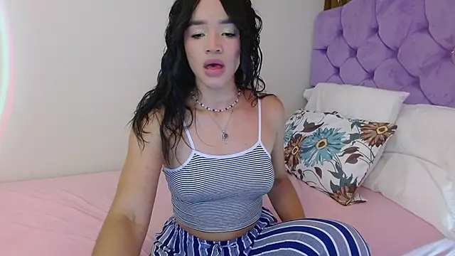 kiarablue online show from March 22, 2:27 am