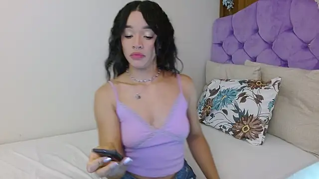 kiarablue online show from February 22, 5:44 am