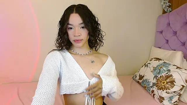 kiarablue online show from October 11, 1:50 am