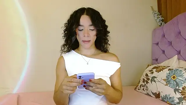 kiarablue online show from March 28, 4:13 am