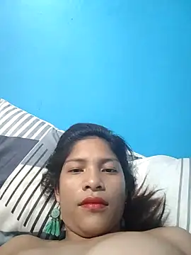 Snapshot of prettyyoung_mom23 chatting on February 9, 8:43 am prettyyoung mom23 online show from February 9, 8:43 am