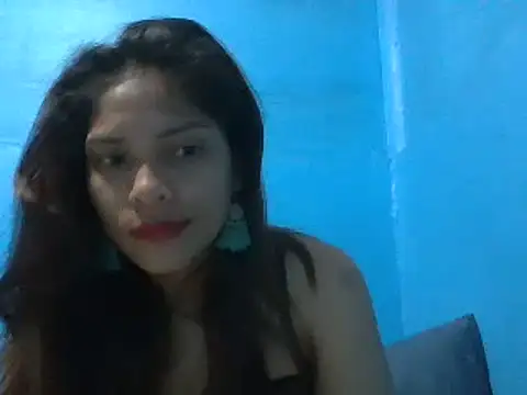 Snapshot of prettyyoung_mom23 chatting on January 24, 5:42 am prettyyoung mom23 online show from January 24, 5:42 am