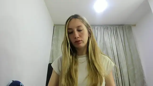 horny  molly  online show from February 19, 3:36 am