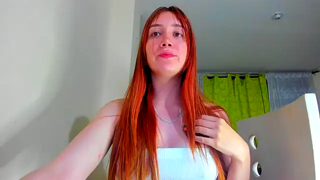 Snapshot of horny__molly_ chatting on February 23, 7:33 am horny molly online show from February 23, 7:33 am