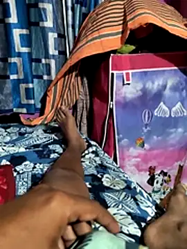 Snapshot of Gopal1243 chatting on February 21, 4:20 pm Gopal1243 online show from February 21, 4:20 pm