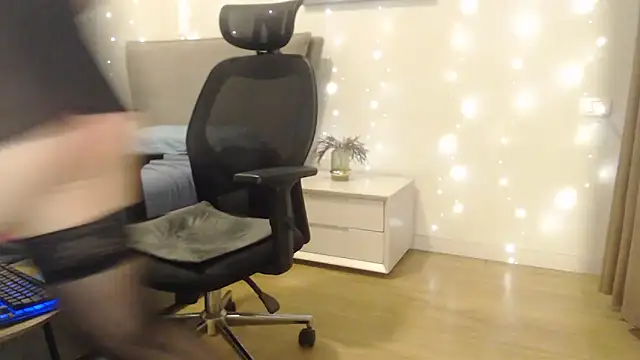 damarossa87 online show from November 27, 10:05 am