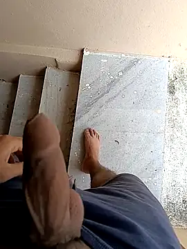 Snapshot of hOrnybOy_369 chatting on February 28, 6:46 am hOrnybOy 369 online show from February 28, 6:46 am