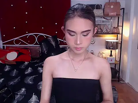 MeatyhorsecockMistress online show from January 17, 8:29 am