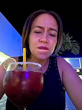 Nanybaker95 online show from May 8, 11:41 pm