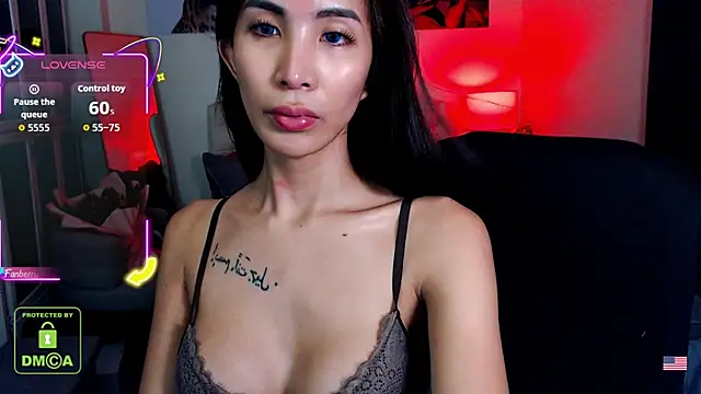 Snapshot of BunnieAngel chatting on May 14, 4:42 am BunnieAngel online show from May 14, 4:42 am